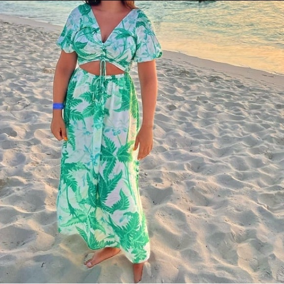 Tropical 2 piece Set - Picture 6 of 9